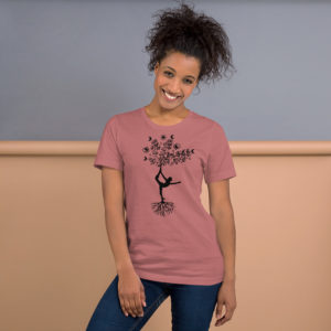 Wunderschönes “Yoga Baum” T-Shirt