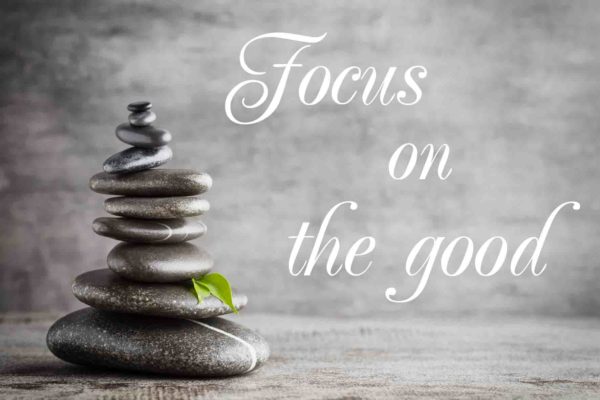 Dekoschild "Focus on the good"